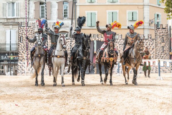 cavaliers-du-pont-du-gard